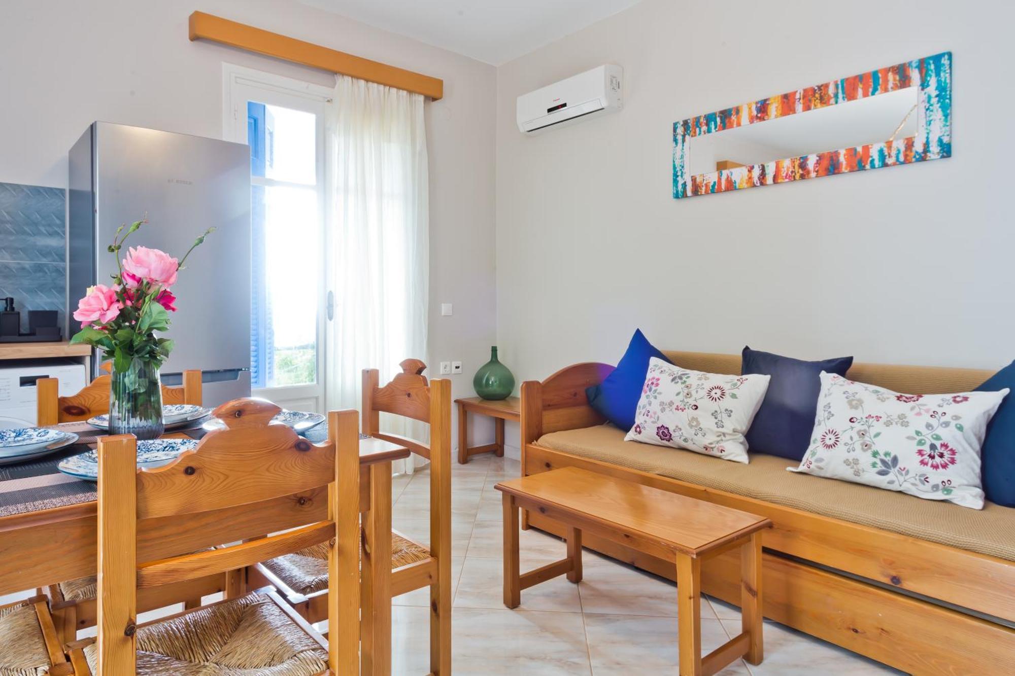 Pleiades Apartments Lefkos  Екстериор снимка