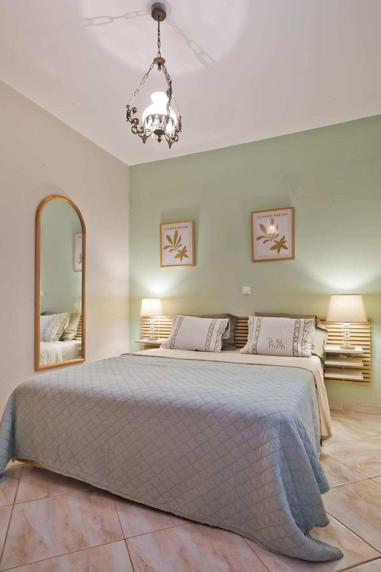 Pleiades Apartments Lefkos  Екстериор снимка